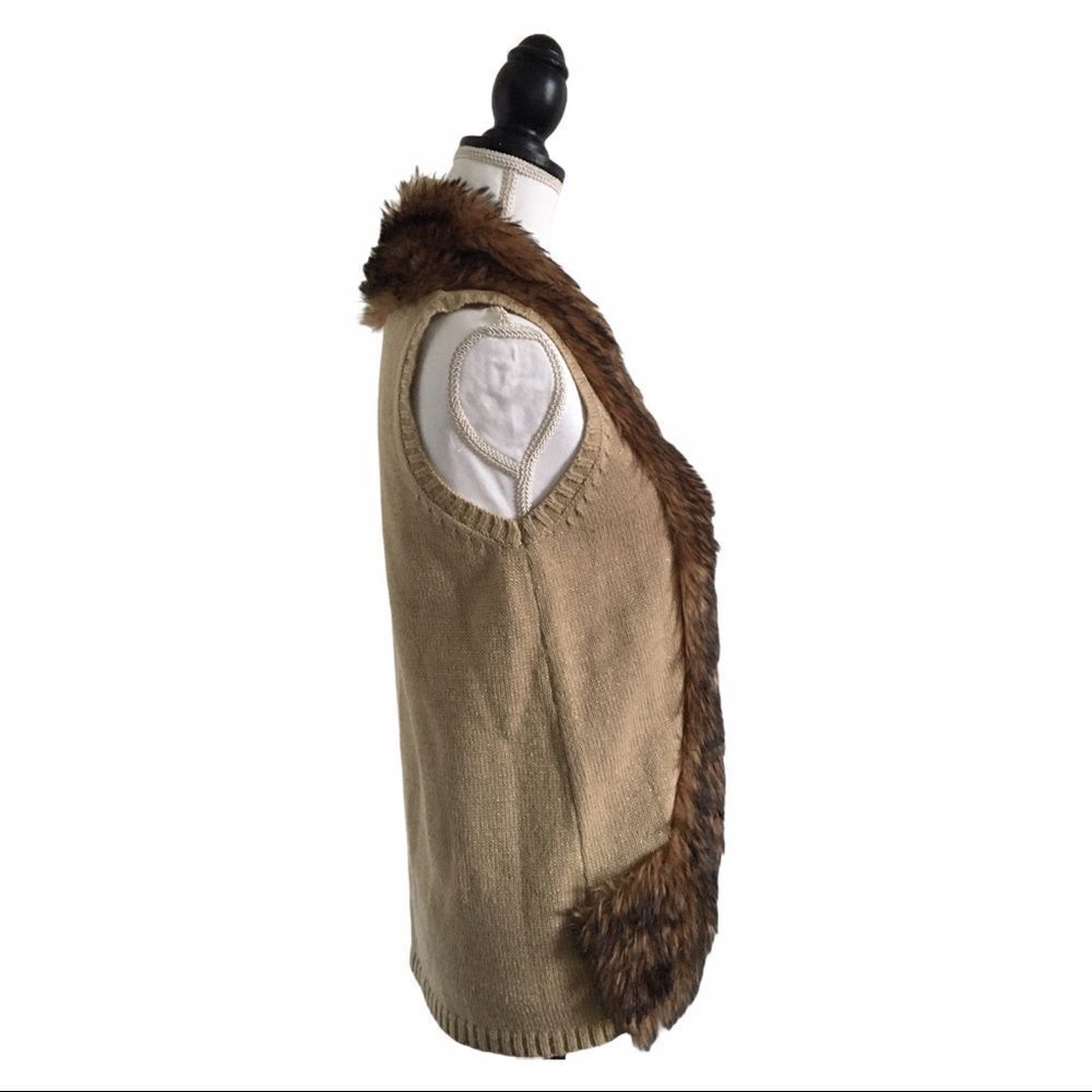 Metallic Knit Faux Fur Collar Sleeveless Vest Tan Gold & Brown Women’s Small - Picture 4 of 4